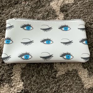 Rodan and Fields makeup bag